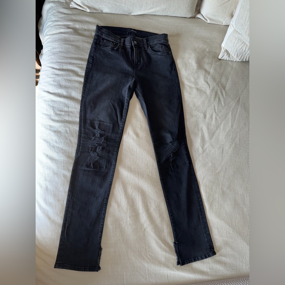 Women’s J Brand Jeans - Distressed Skinny - Black - Size 28 x 31